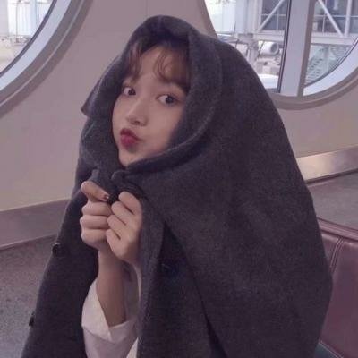 12张高清好看的90后美女生活照头像合集