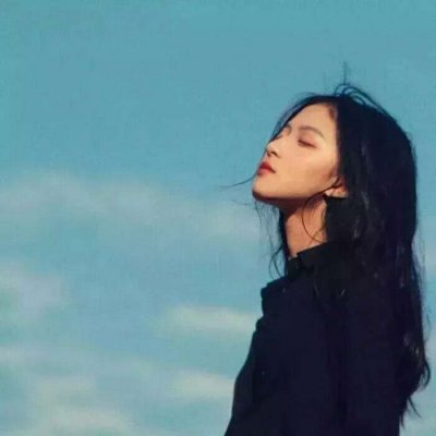 20张高清蓝色小清新女生头像 氛围感拉满