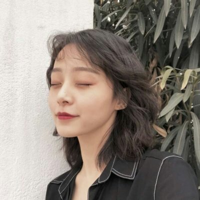 22张高清好看的女生短发QQ头像 个性氛围感拉满