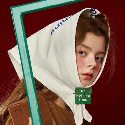 10组高清新版欧美闺蜜头像 一人一张一对安排上了