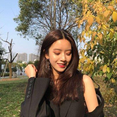 15张清新森系绿调女生头像 高清小清新风格