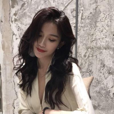 20张超拽霸气女生头像 高清又有气场