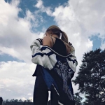 20张高清时尚女生背影QQ头像 氛围感拉满