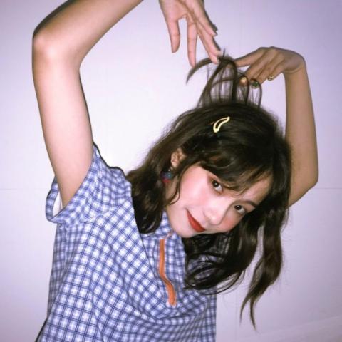 24张高清可爱美女网图头像 氛围感拉满