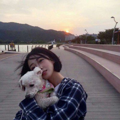 13张高清好看的短发女生侧脸头像合集