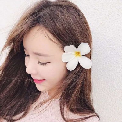 28张高清真实女生微信头像 好看又耐看