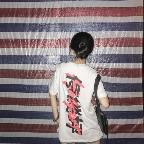 20张高清好看的微信美女时尚背影头像合集