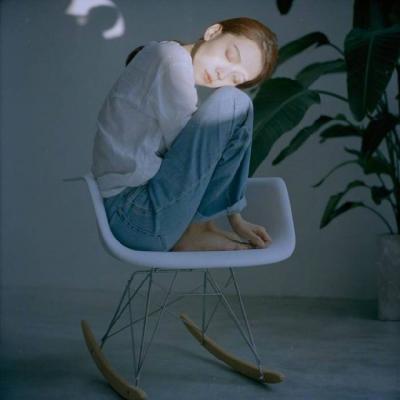 20张高清女生高冷伤感QQ头像 氛围感拉满