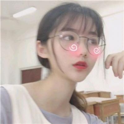 27张高清搞怪可爱QQ女生头像 氛围感拉满