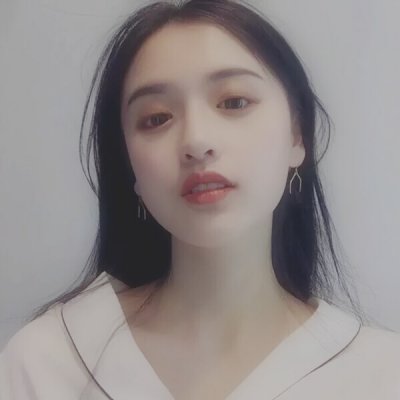 22张高清文艺小清新女生QQ头像 气质氛围感拉满