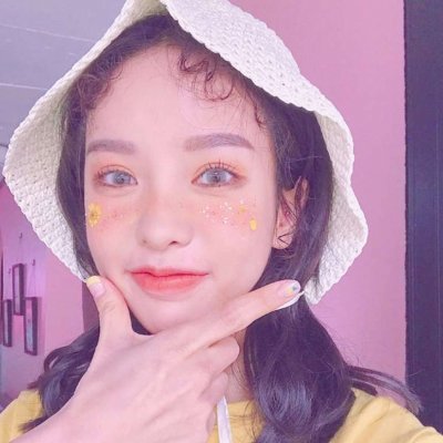 22张高清时尚个性女生头像合集 好看的漂亮女头像大全