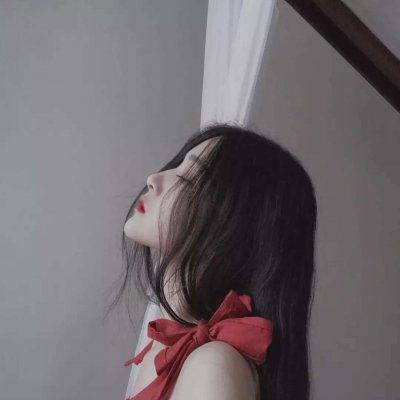 14张高清意境伤感女生头像 氛围感拉满