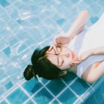 8张高清小清新蓝色系女生头像 氛围感拉满