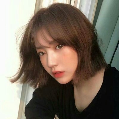19张高清好看的社会风短发女生头像合集