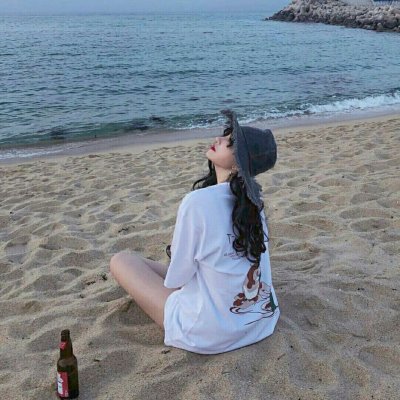 16张高清戴帽女生头像 氛围感拉满的唯美头像合集