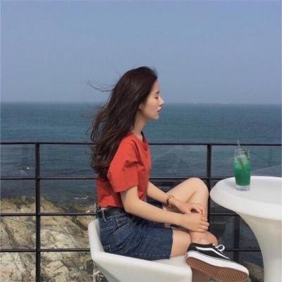 19张高清小清新女生微信头像 氛围感拉满