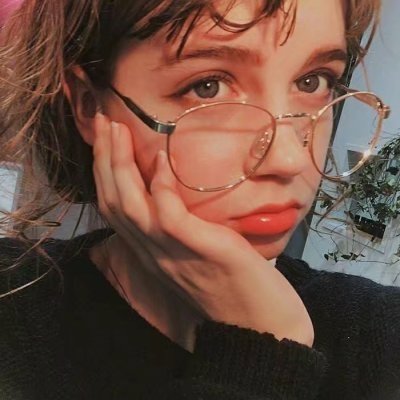 12张高清高冷范女生欧美头像 氛围感拉满