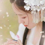 六张温柔清新的古风真人女生头像来啦