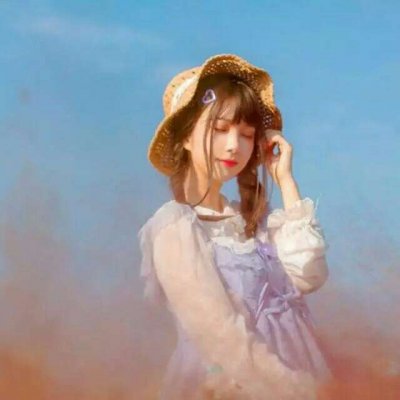 快签收！17张可爱漂亮的女生QQ头像 把软萌女朋友设成头像吧