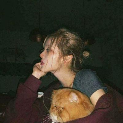 18张高清欧美范个性女生头像 颜值氛围感拉满