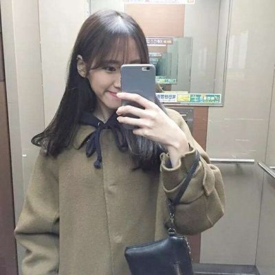 18张高清真实美女生活照 适合当微信头像的漂亮女生图