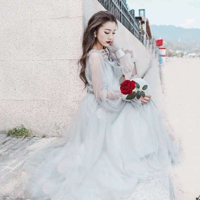 28张白裙女生唯美微信头像 高清好看直接用