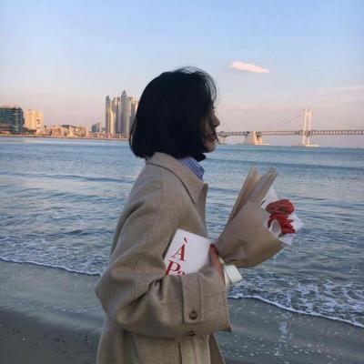 28张高清真人小清新女生头像合集