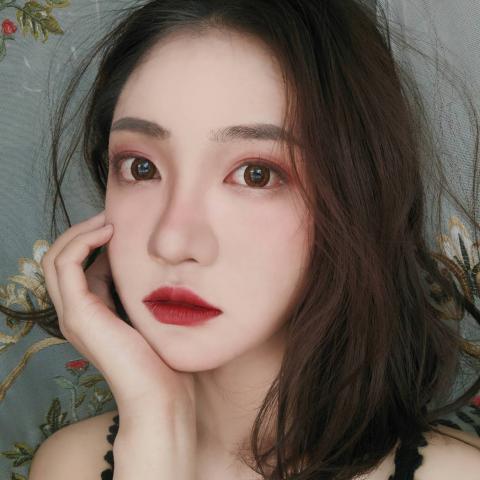 22张超拽霸气冷酷女生头像 高清好看直接用