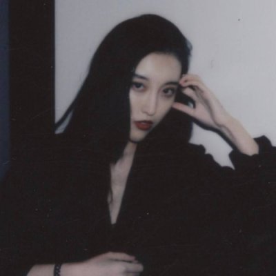 34张高清超拽女生QQ个性头像 时尚感拉满