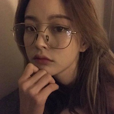 34张高清伤感女生头像 带着想哭的氛围感