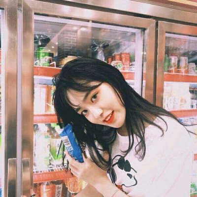 25张高清优雅意境女生头像合集 氛围感拉满