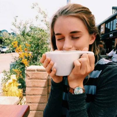 21张高清高冷气质欧美女生头像 氛围感拉满