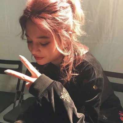 21张高清好看的QQ个性欧美女生头像合集