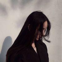 女生失落伤感暗色系头像合集 14张