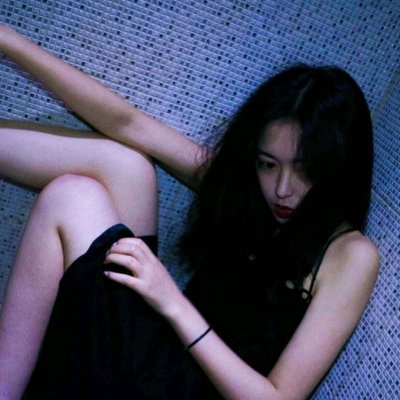 34张清新淡雅伤感风女生意境头像 高清可用