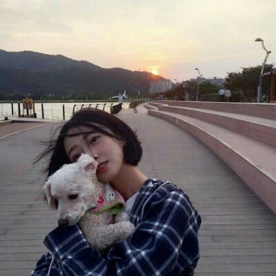 36张无水印高清短发女生头像合集