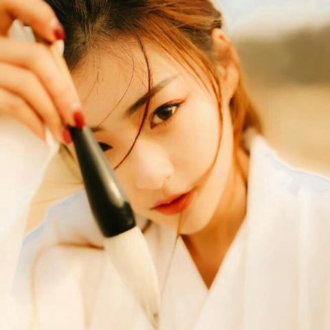 冷艳霸气古风武侠女生头像 19张高清侠气素材合集