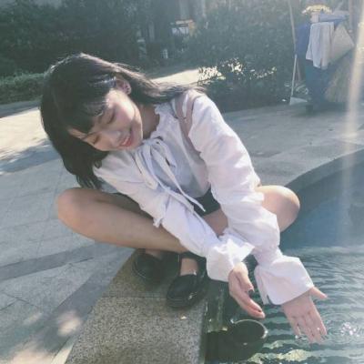 小清新文艺女生头像 24张高清好看的文艺清新头像合集