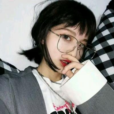 21张高清霸气拽酷个性女生头像合集