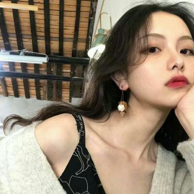 19张高清个性美女头像合集 好看的女生头像素材大全