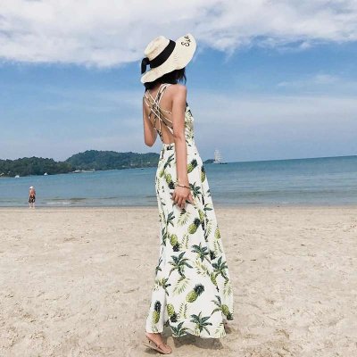 女生海边露背微信头像 19张高清气质款合集