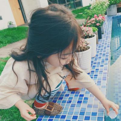 24张超萌小女孩头像 高清可爱的女生头像合集