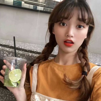 20张高清清纯气质女生头像 唯美氛围感拉满