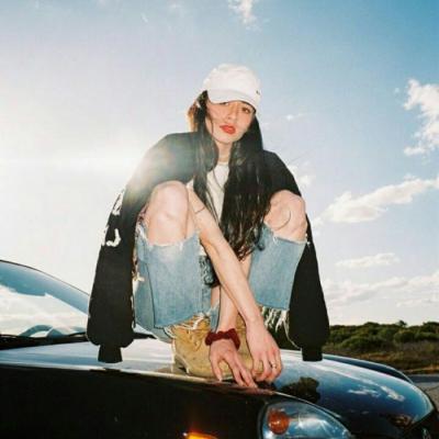 21张高清英伦风气质女生头像合集