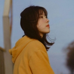 14张氛围感拉满的伤感意境女生头像 高清无水印