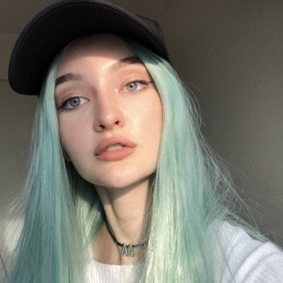 微博上超火的高清欧美女生头像 36张适合当微博头像的欧美女头合集