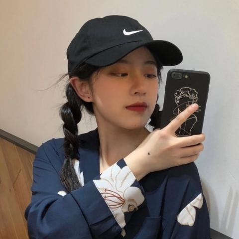 20张高清好看的时尚女生微信头像合集