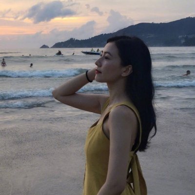 34张高清好看的女生唯美海边QQ头像合集