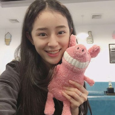 19张阳光可爱的青春女生头像 高清氛围感拉满
