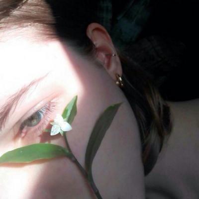 18张高清欧美范个性女生头像 颜值氛围感拉满